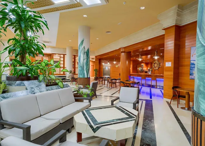 Hotel Puerto Bahia & Spa